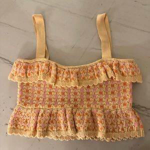 Knit Zara top. Orange, Pink and peach knit detail. 70’s vibe. Great condition.